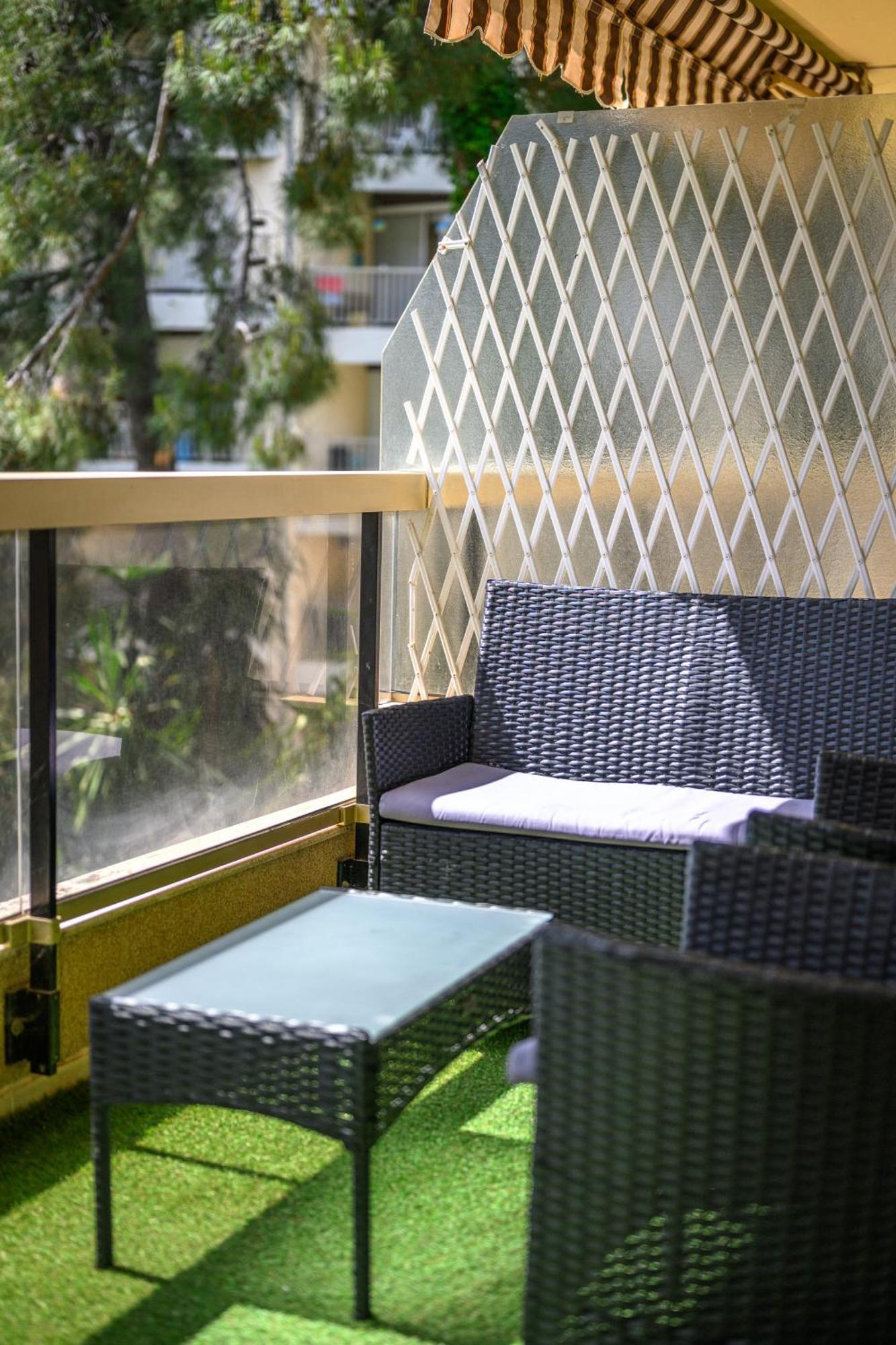 "Port Garavan" Calme, Piscine, Renove, Parking 芒通 外观 照片